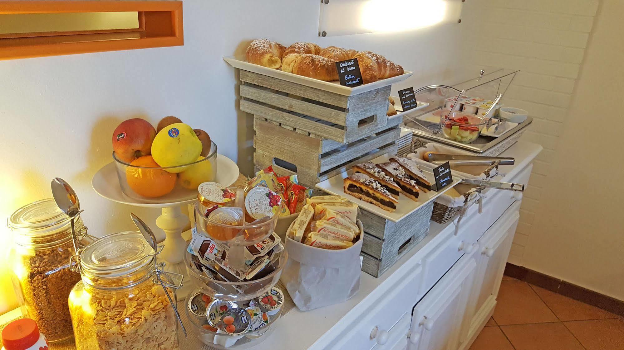 B&B Palazzo Reale Palermo Bagian luar foto